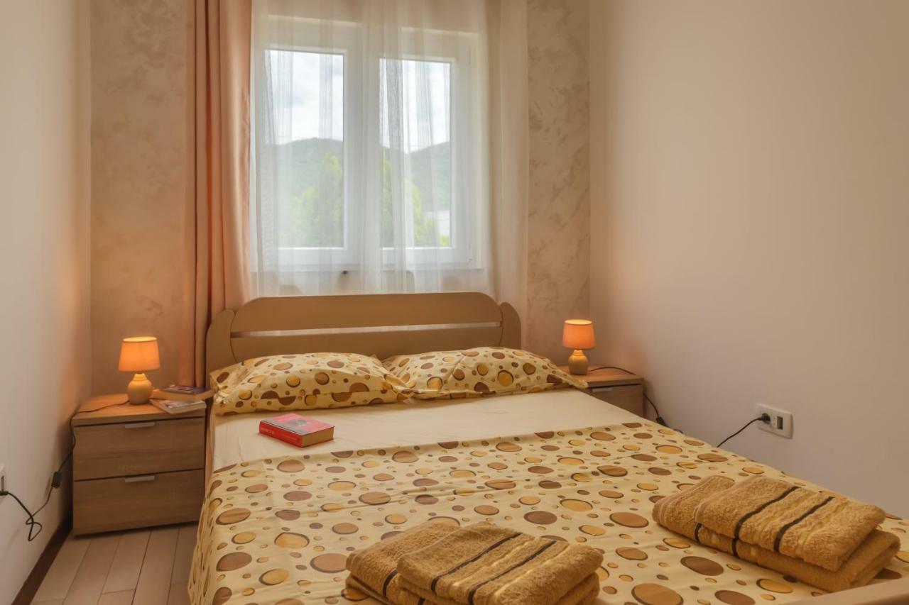 Sunny Hill Villa